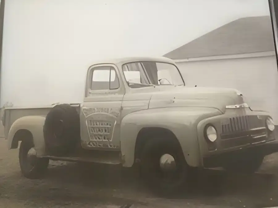 Triple Service Truck